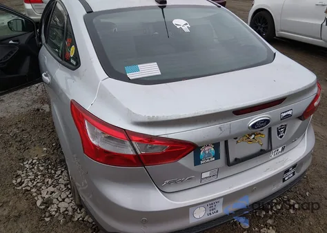 2013 Ford Focus Se from USA, damaged, VIN 1FADP3F21DL330103